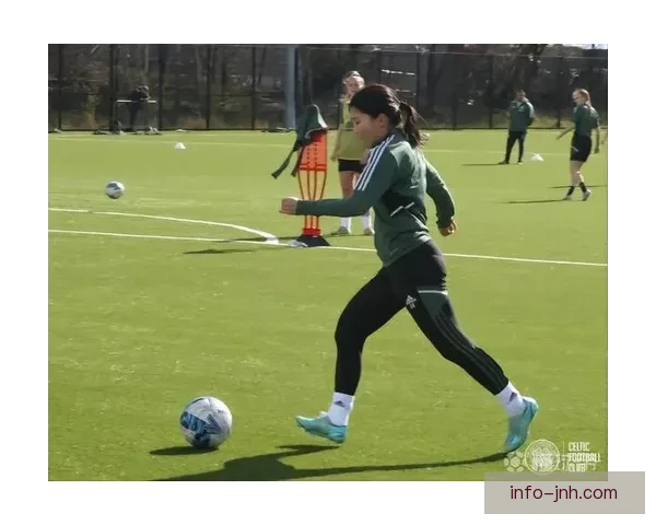 赫斯女足客场小胜格拉斯哥城女足夺得宝贵三分